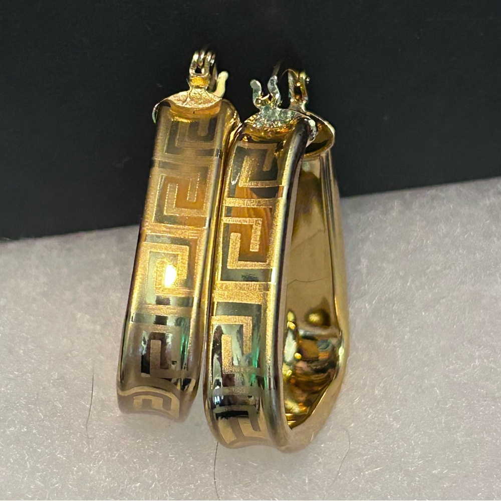 Greek Key Meander Pattern Gold Hoops - Picture 12 of 16